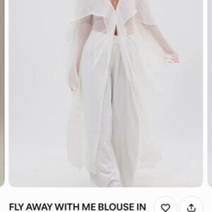 AKIRA FLY AWAY WITH ME BLOUSE IN WHITE Size L/XLL/XL
